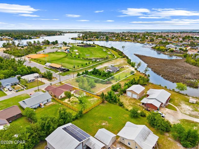 424 Viola Avenue, Panama City, FL 32404