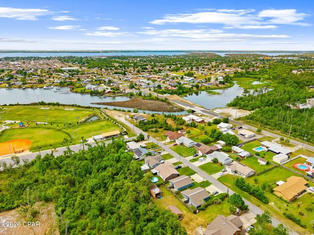 424 Viola Avenue, Panama City, FL 32404