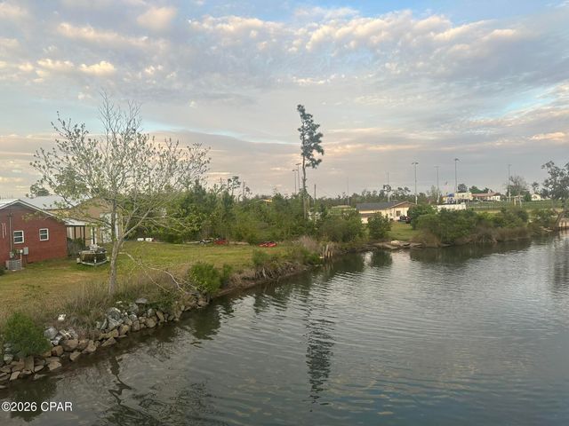 424 Viola Avenue, Panama City, FL 32404