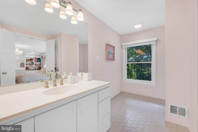 12232 SELINE WAY, Potomac, MD 20854