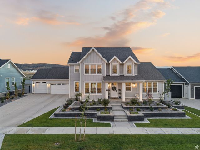 1023 S CANDLELIGHT DR, Saratoga Springs, UT 84045