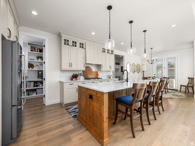 1023 S CANDLELIGHT DR, Saratoga Springs, UT 84045