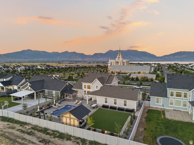 1023 S CANDLELIGHT DR, Saratoga Springs, UT 84045