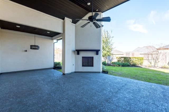 19202 W Austin Bayou Court, Cypress, TX 77433