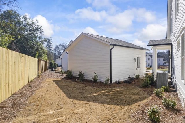 690 Foster Park Lane, Madison, GA 30650