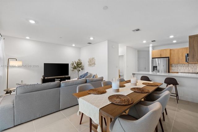 131 SW 171st Lane, Pembroke Pines, FL 33027