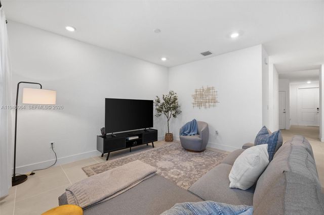 131 SW 171st Lane, Pembroke Pines, FL 33027