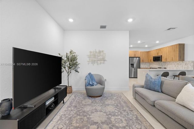 131 SW 171st Lane, Pembroke Pines, FL 33027