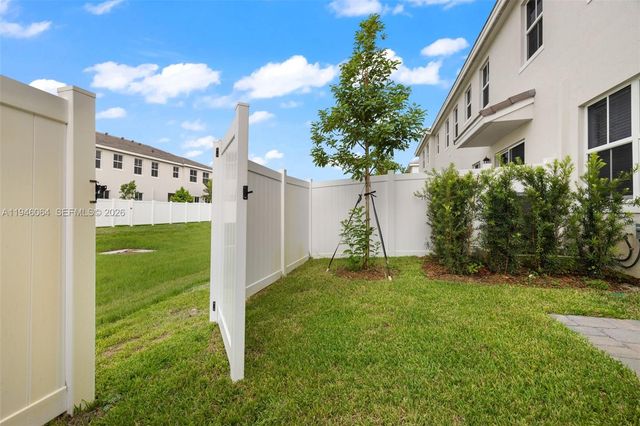 131 SW 171st Lane, Pembroke Pines, FL 33027