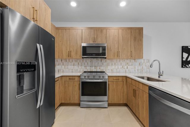 131 SW 171st Lane, Pembroke Pines, FL 33027