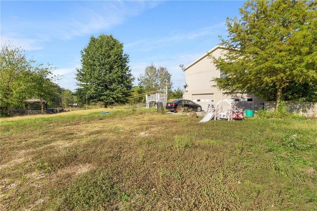 215 NW 415 Road, Warrensburg, MO 64093