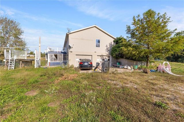 215 NW 415 Road, Warrensburg, MO 64093