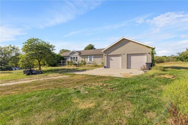 215 NW 415 Road, Warrensburg, MO 64093