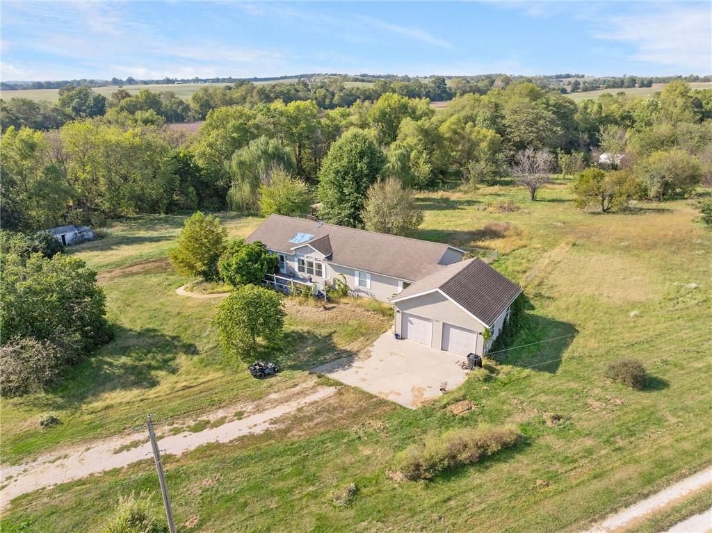 215 NW 415 Road, Warrensburg, MO 64093