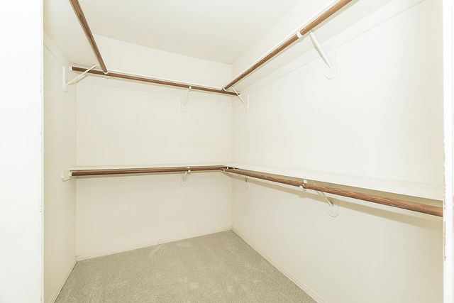 9659 N Shenandoah Ln, Fresno, CA 93720