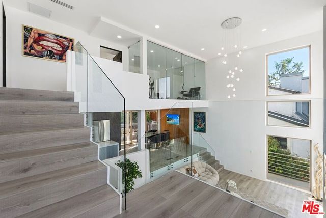 3539 Alana Drive, Sherman Oaks, CA 91403