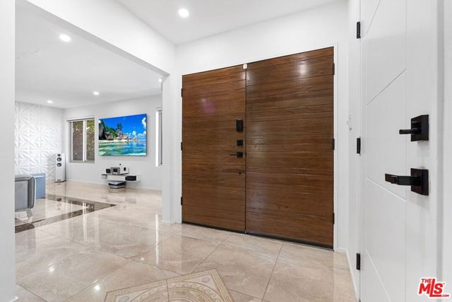 3539 Alana Drive, Sherman Oaks, CA 91403