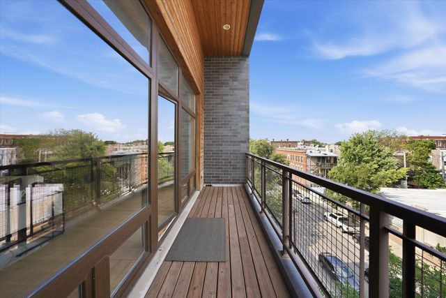 934 N California Avenue 4N, Chicago, IL 60622