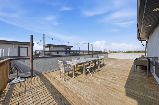 934 N California Avenue 4N, Chicago, IL 60622