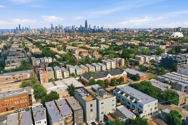 934 N California Avenue 4N, Chicago, IL 60622