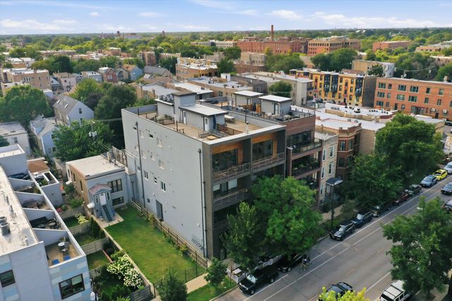 934 N California Avenue 4N, Chicago, IL 60622