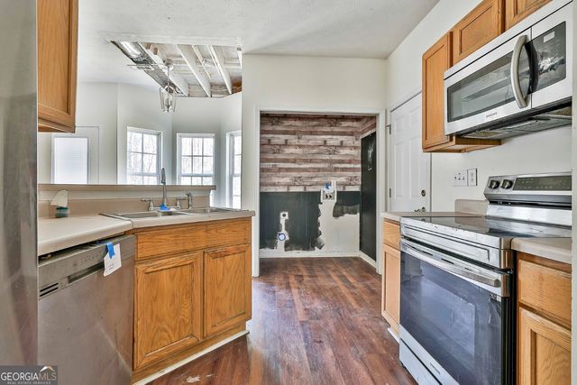 97 Sage Court, Newnan, GA 30263