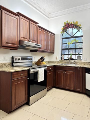 5258 Europa Drive H, Boynton Beach, FL 33437