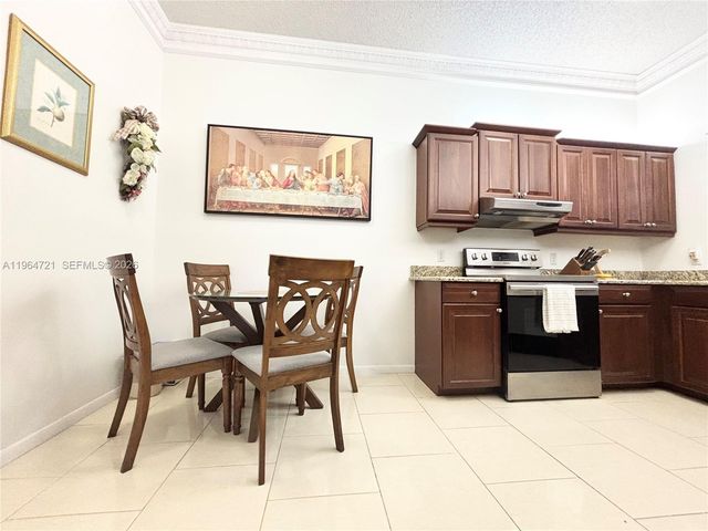 5258 Europa Drive H, Boynton Beach, FL 33437
