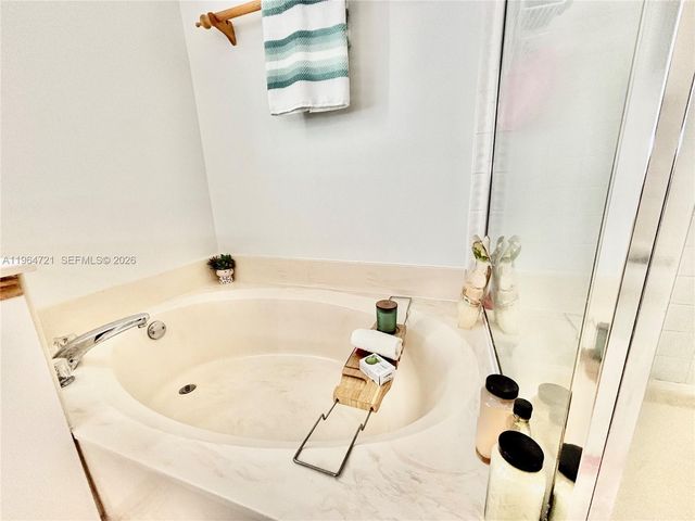 5258 Europa Drive H, Boynton Beach, FL 33437