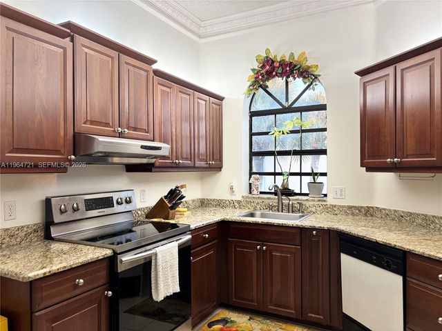 5258 Europa Drive H, Boynton Beach, FL 33437