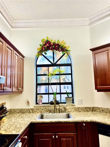 5258 Europa Drive H, Boynton Beach, FL 33437