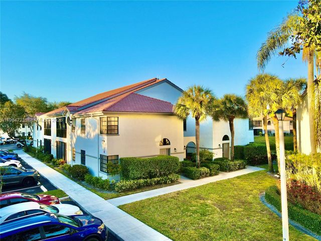 5258 Europa Drive H, Boynton Beach, FL 33437