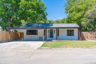 159 S Hackberry, New Braunfels, TX 78130