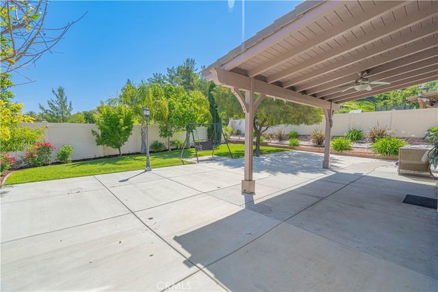 26954 Cherry Willow dr, Canyon Country, CA 91387