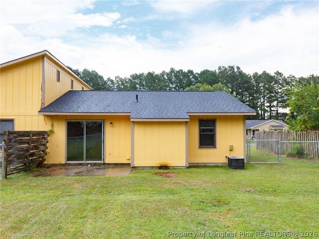115 Eulon Loop A, Raeford, NC 28376