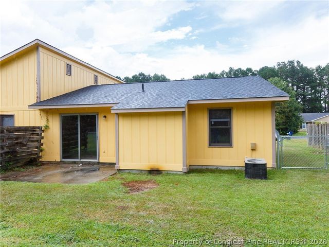 115 Eulon Loop A, Raeford, NC 28376