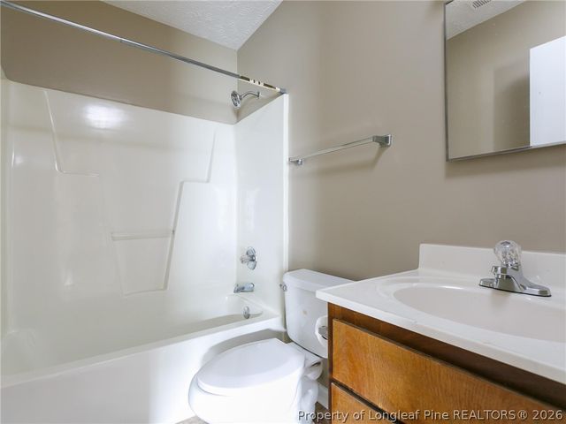 115 Eulon Loop A, Raeford, NC 28376