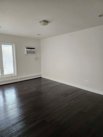 3913 Saratoga Avenue G-105, Downers Grove, IL 60515