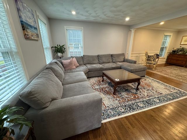 112 Burlington Street, Woburn, MA 01801