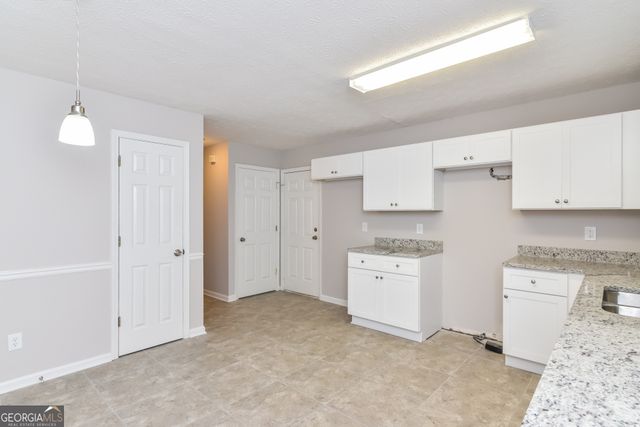 2935 Emerson Lake Drive, Snellville, GA 30078