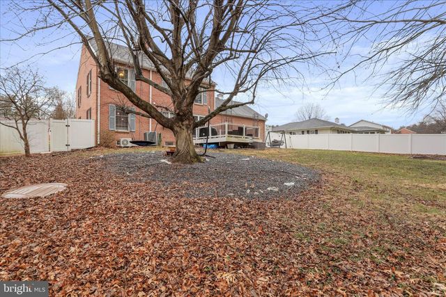9319 MEADOWBROOK DRIVE, Waynesboro, PA 17268