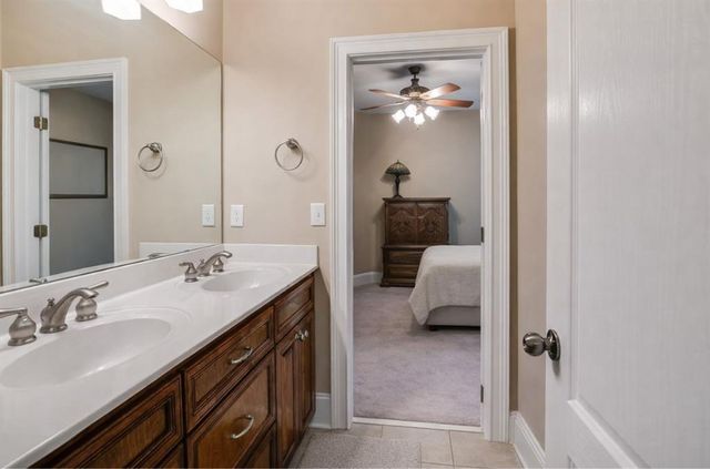 5660 Knotty Ridge Drive, Douglasville, GA 30135