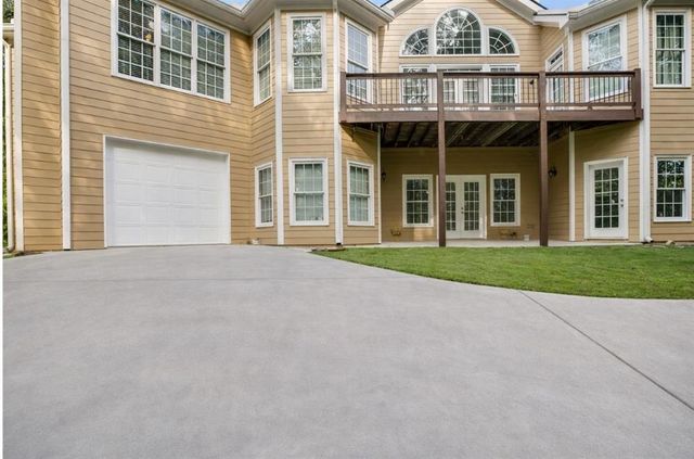 5660 Knotty Ridge Drive, Douglasville, GA 30135