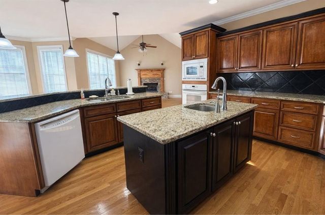5660 Knotty Ridge Drive, Douglasville, GA 30135