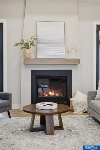 9856 S 42 Street, Lincoln, NE 68516