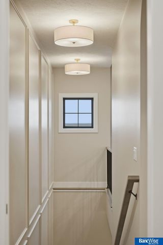 9856 S 42 Street, Lincoln, NE 68516