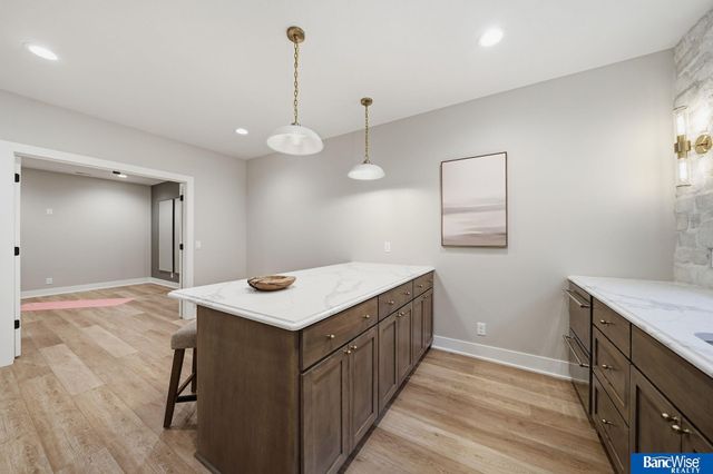 9856 S 42 Street, Lincoln, NE 68516