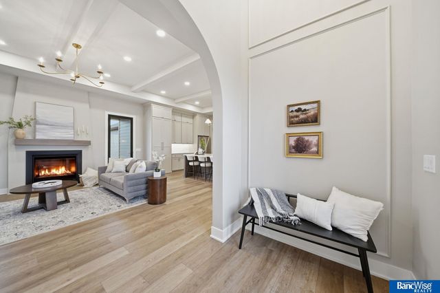 9856 S 42 Street, Lincoln, NE 68516