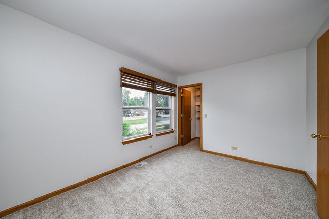 3S370 Curtis Avenue, Warrenville, IL 60555