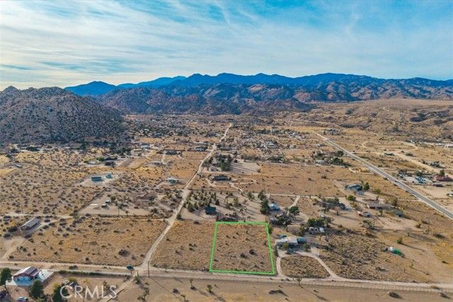 53670 Annie Oakley Road, Pioneertown, CA 92268